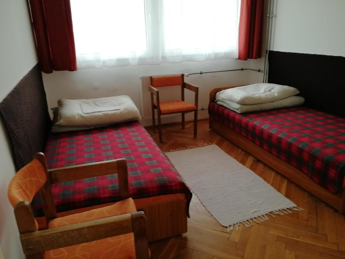 Napsugár Szálló Baja Exterior foto